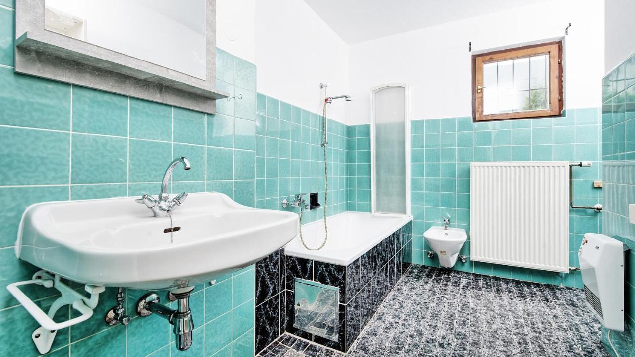 Haus Unter Gerlitzen Apartment Bodensdorf Luaran gambar